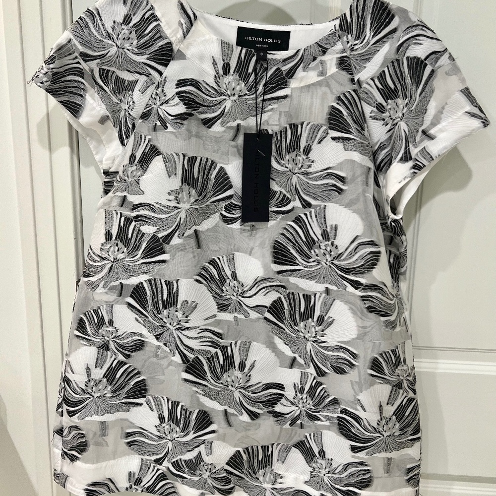 NWT HILTON HOLLIS FLORAL ORGNAZA TOP, Sz S